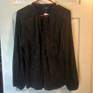 Buckle, black and gold dress shirt